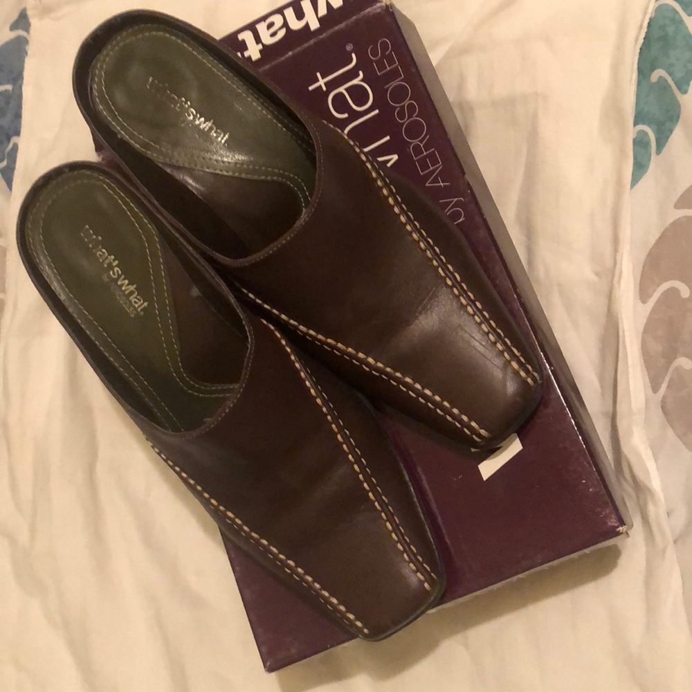 Leather mules brown